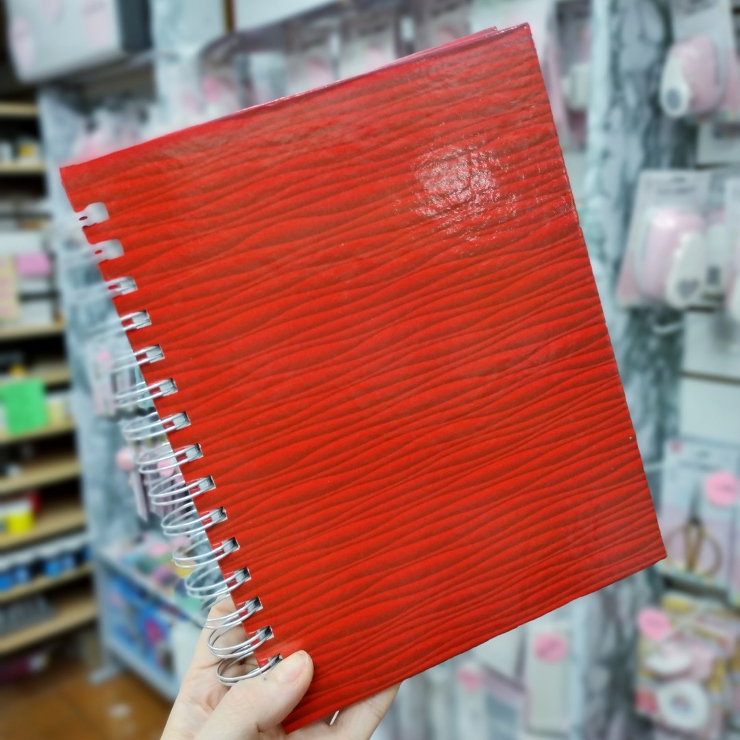 cuaderno-a5-120-hojas-rayadas-rojo