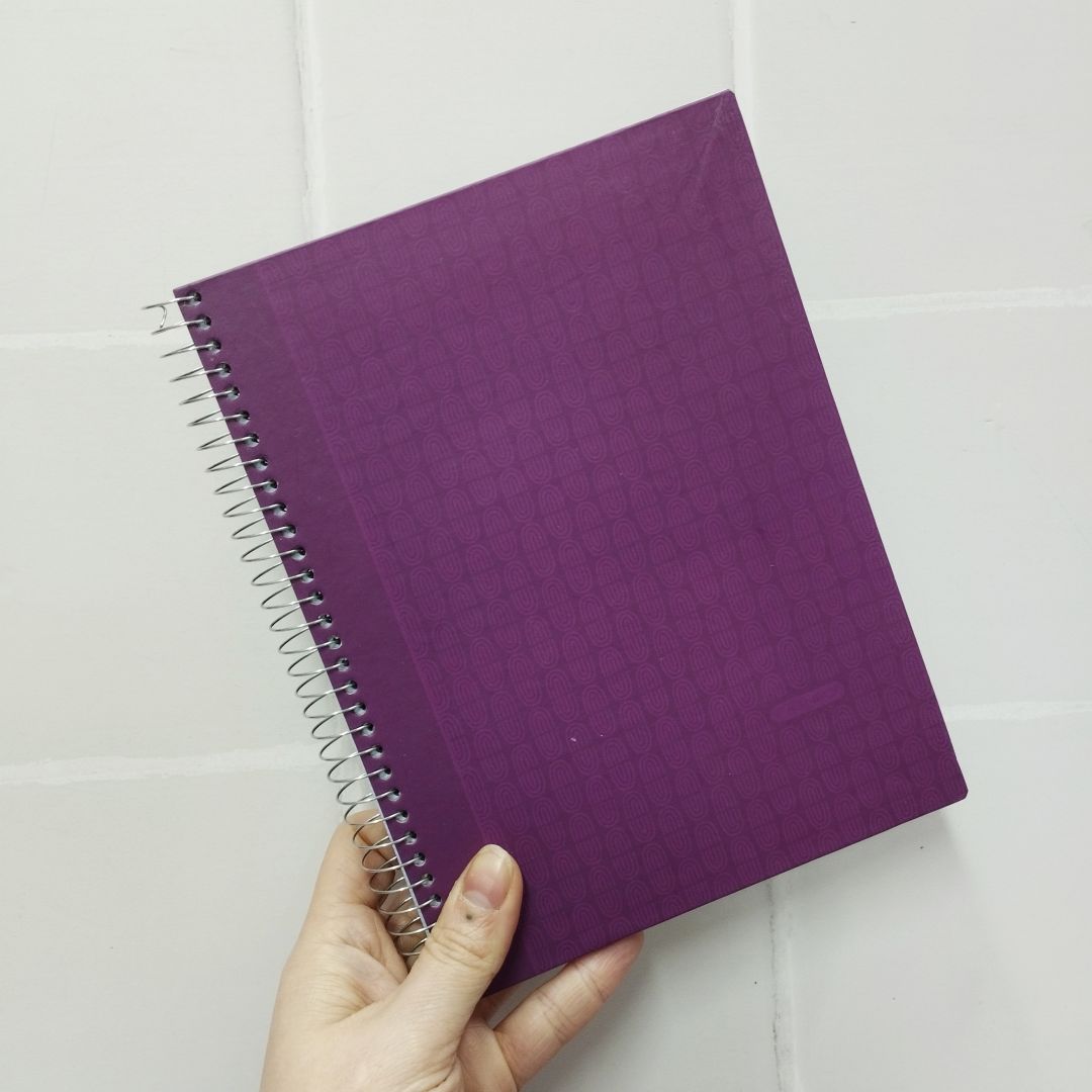 cuaderno-a5-tapa-dura-rayado-igc-violeta-8010